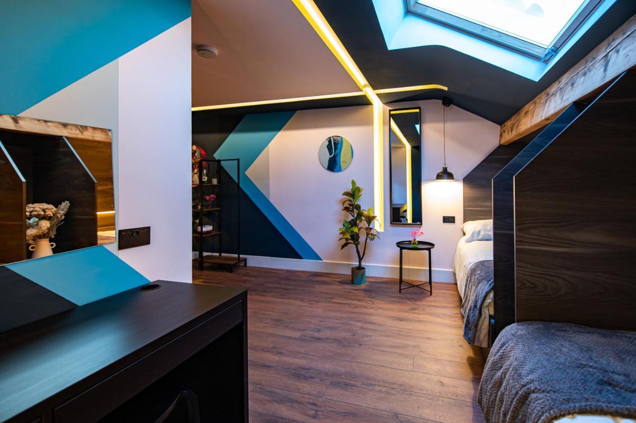 The Nest - Luxury 16 Person Apt W Jacuzzi & Parking Blackpool Eksteriør billede