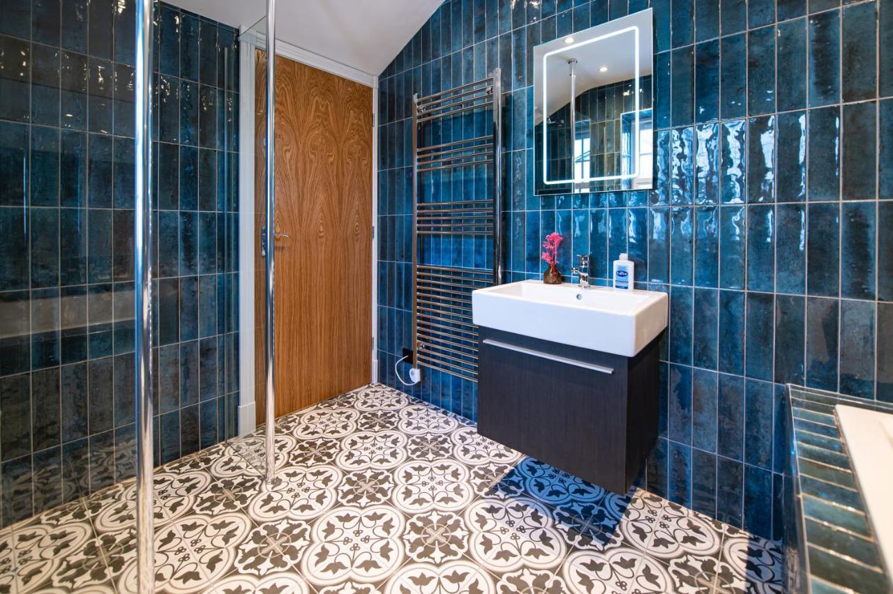 The Nest - Luxury 16 Person Apt W Jacuzzi & Parking Blackpool Eksteriør billede