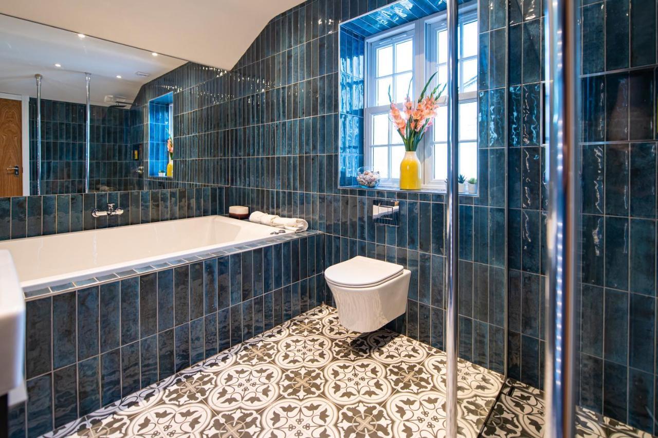 The Nest - Luxury 16 Person Apt W Jacuzzi & Parking Blackpool Eksteriør billede